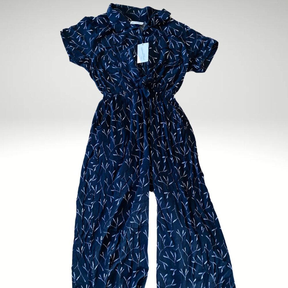 BRAND NEW Universal Threaad Black and Printed Tie front Crop Jumpsuit